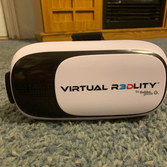 VIRTUAL R3DLITY™️ VR goggles - Picture 2 of 3